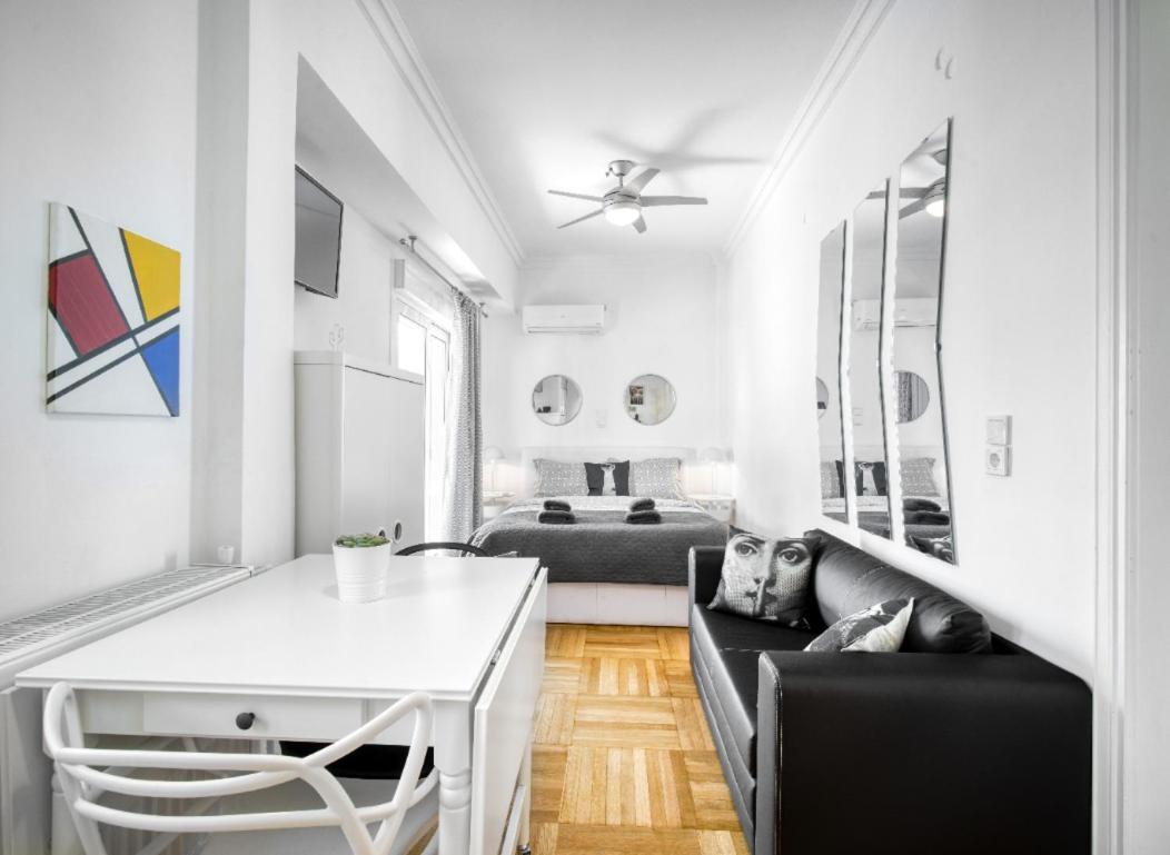 The Cactus Apartment With Large Sunny Balcony أثينا المظهر الخارجي الصورة