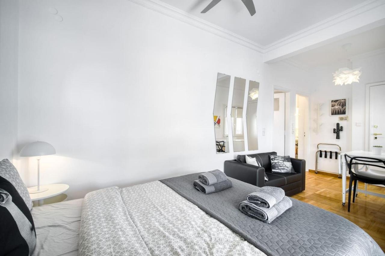 The Cactus Apartment With Large Sunny Balcony أثينا المظهر الخارجي الصورة