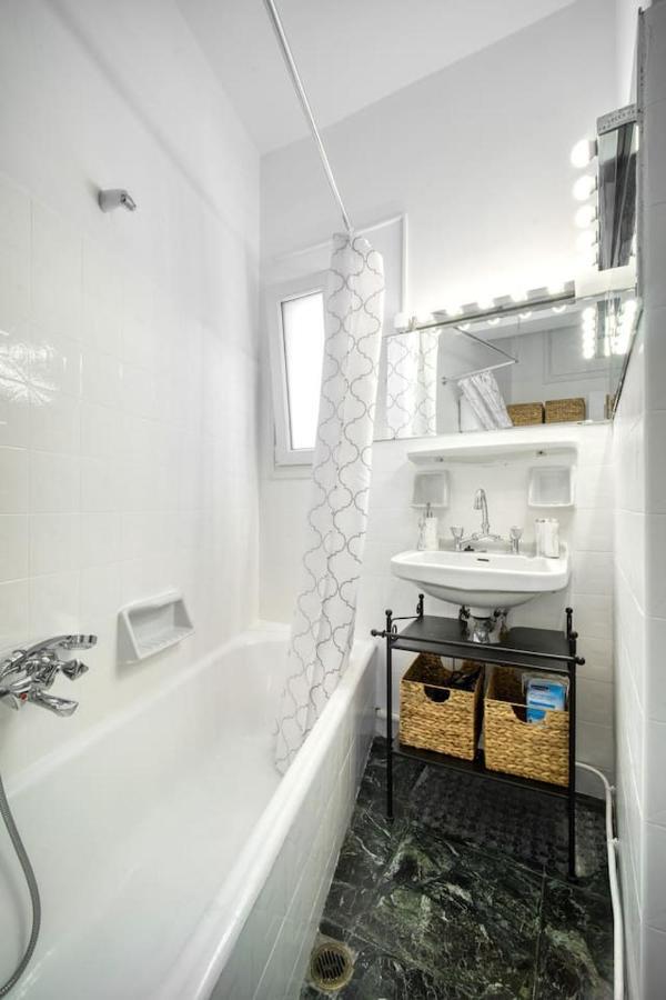 The Cactus Apartment With Large Sunny Balcony أثينا المظهر الخارجي الصورة